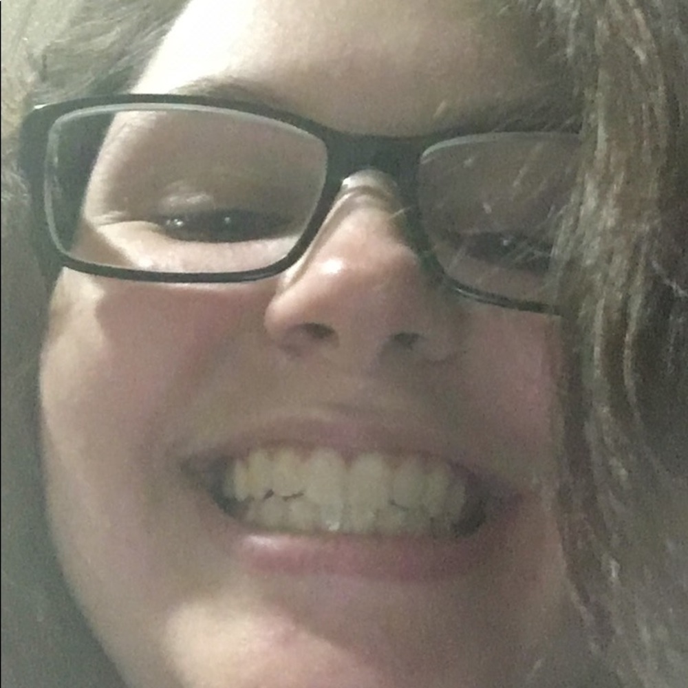 Meet your Posher, Kady